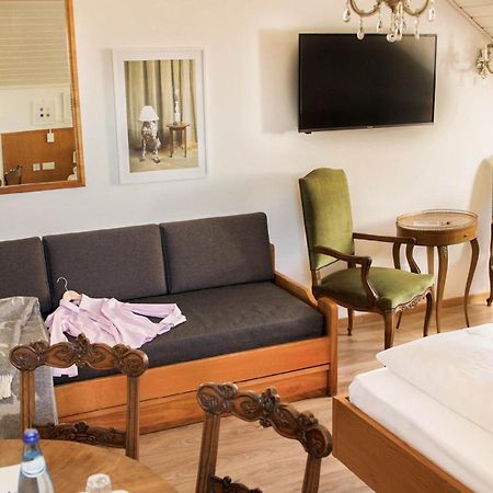 Hotel Weisses Roessl Caldaro Esterno foto