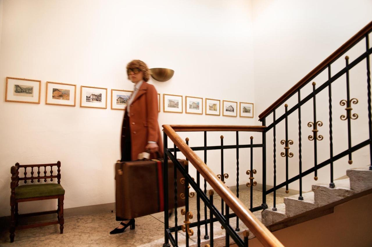 Hotel Weisses Roessl Caldaro Esterno foto