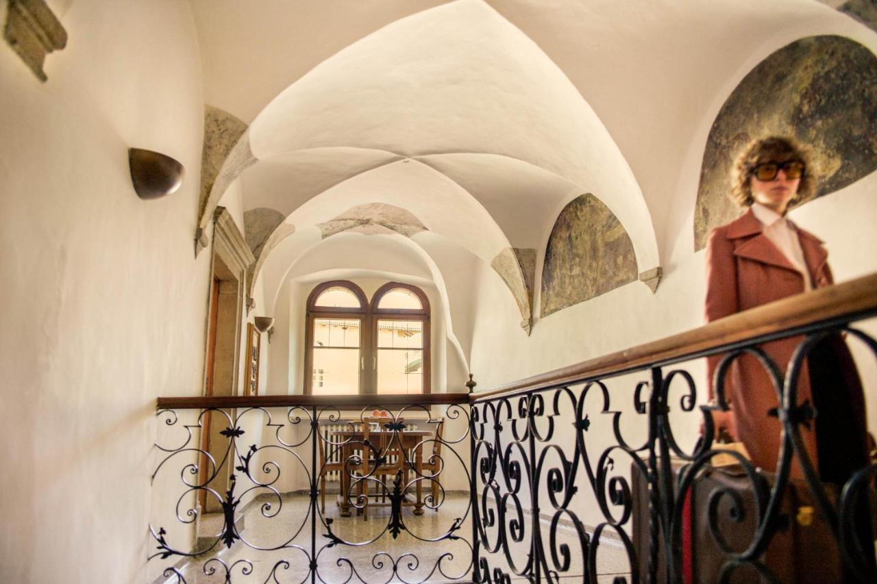Hotel Weisses Roessl Caldaro Esterno foto