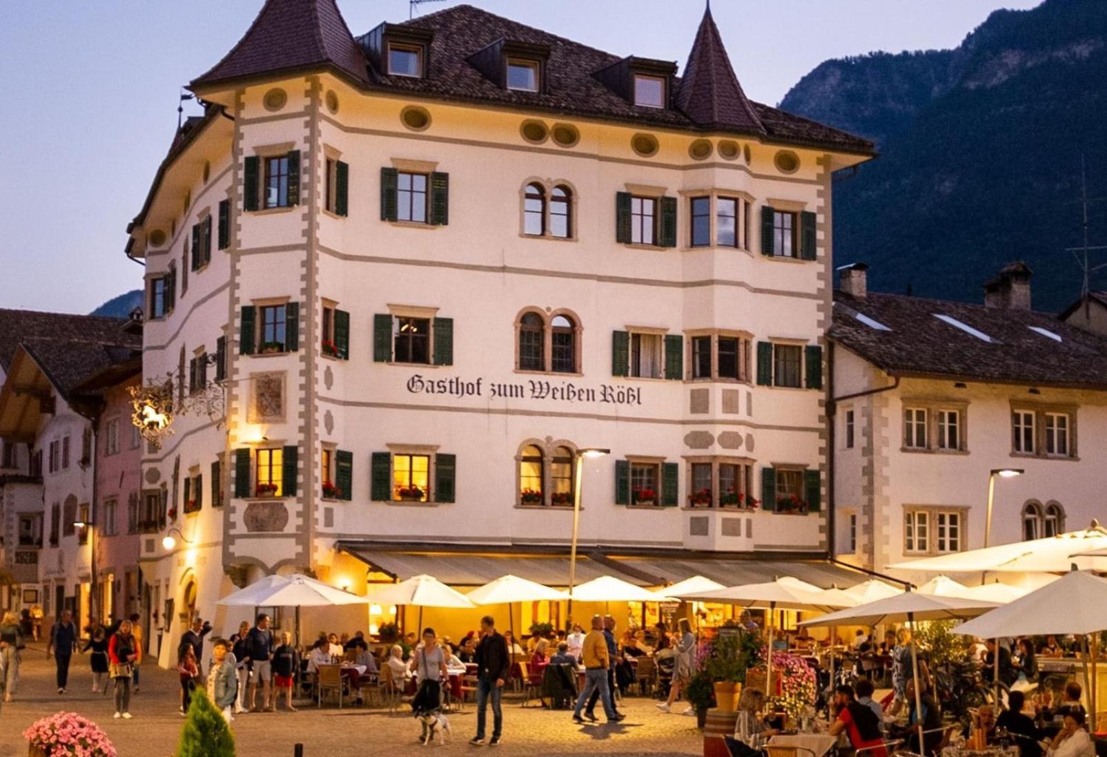 Hotel Weisses Roessl Caldaro Esterno foto