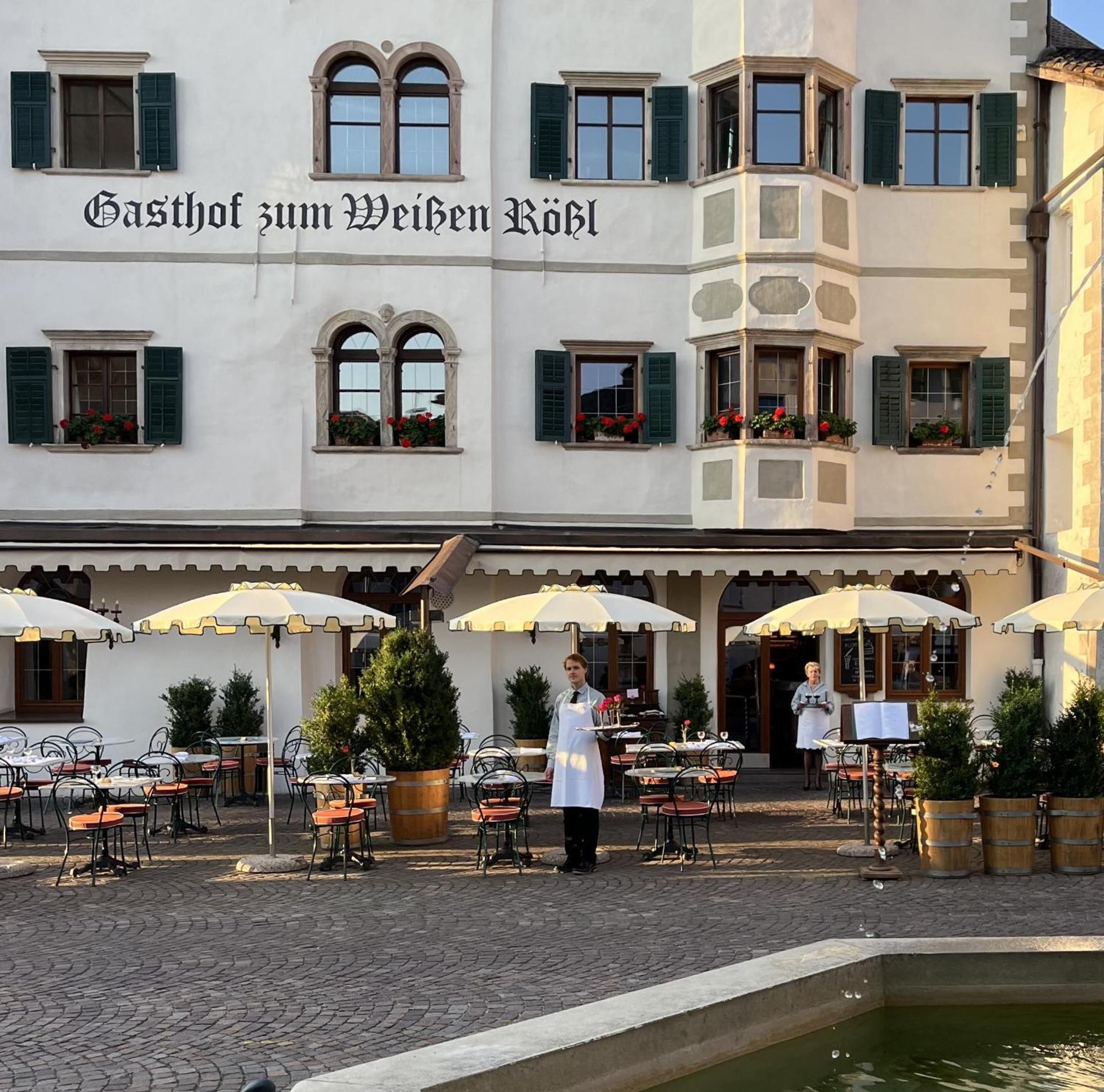 Hotel Weisses Roessl Caldaro Esterno foto